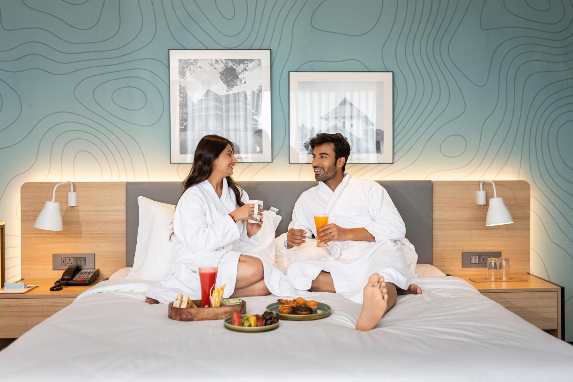 Park Inn & Suites By Radisson Thrissur East Fort Екстер'єр фото